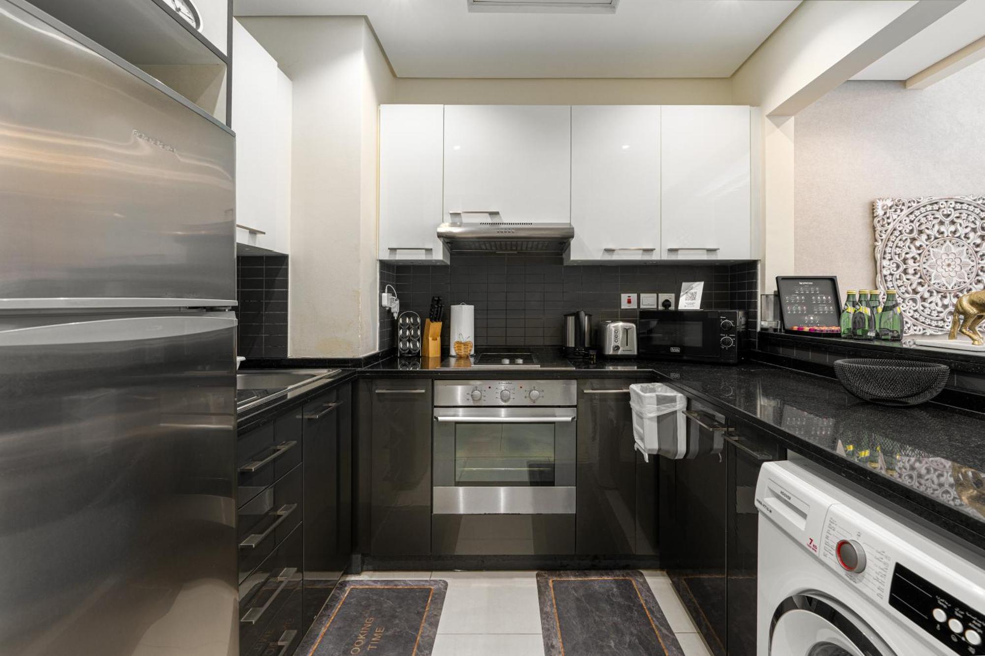 Silverene Towers - Home Of Choice Дубай Екстериор снимка